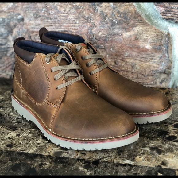 NEW Clarks Men's Vargo Casual Chukka Boots - Picture 6 of 16